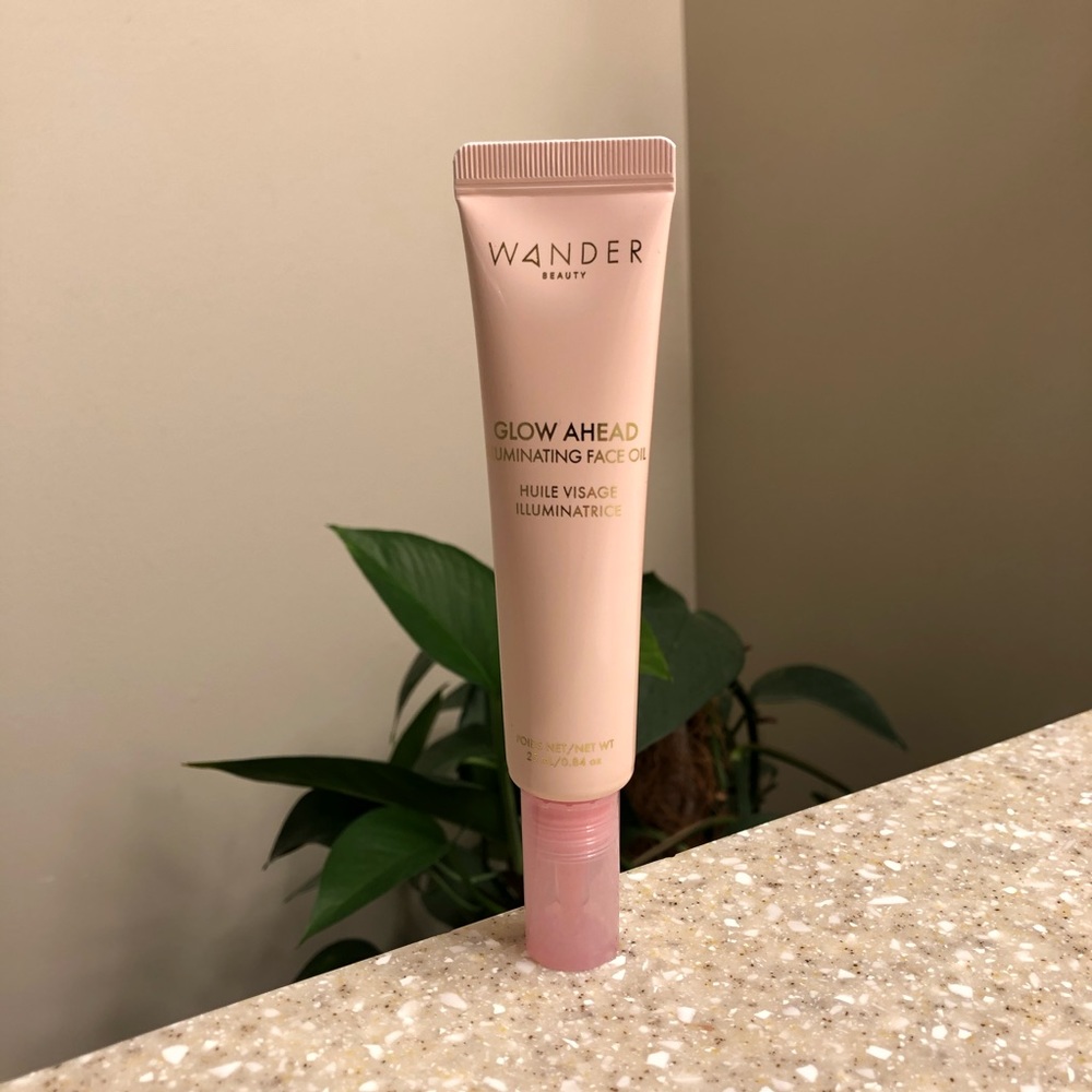 Glow Ahead Illuminating Face Oil Wander Beauty